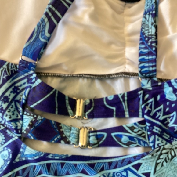 TANKiNI SWIM TOP ( Size: 4XL) ( Color: Multi - Blue Foral) - Picture 6 of 7